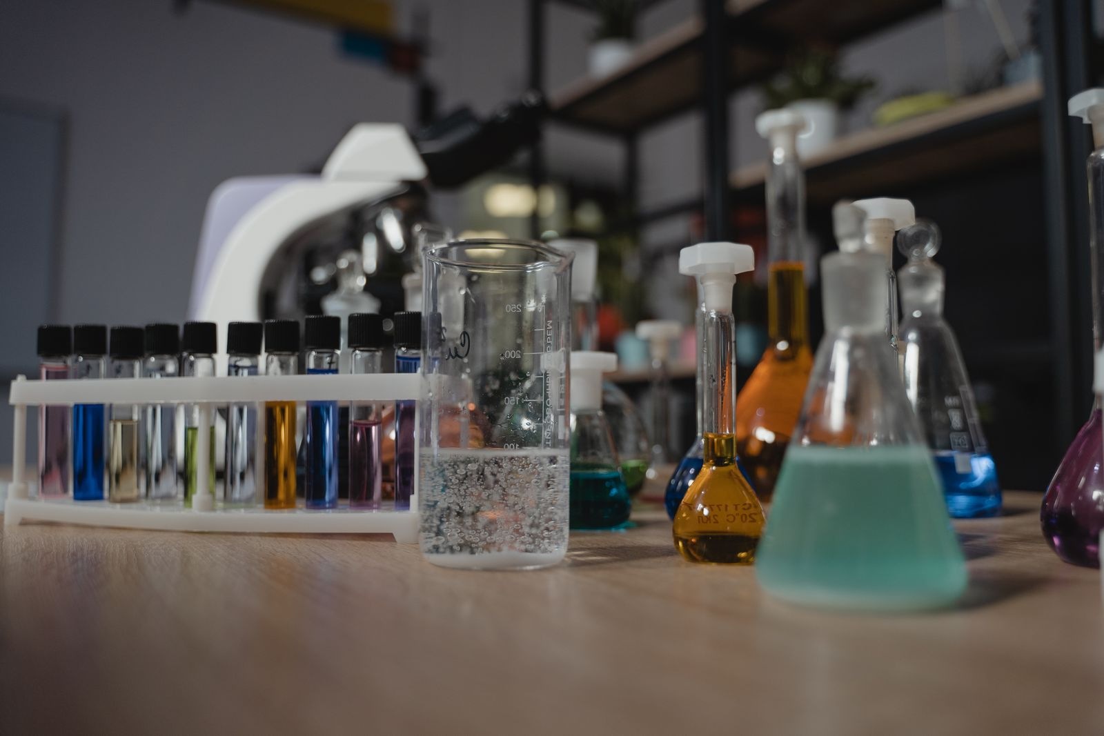 Laboratory apparatus for PET strapping standards testing