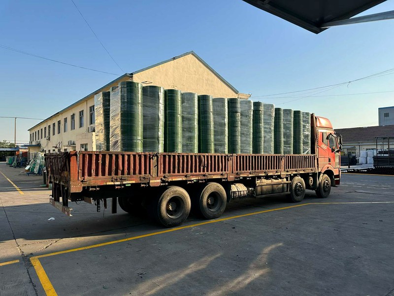 PET strapping coils prepared for construction building packaging applications